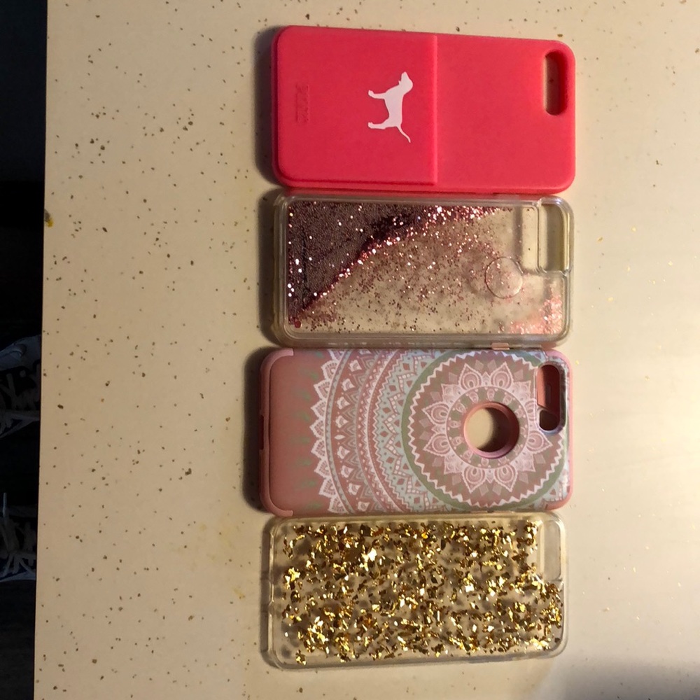 Bundle of 4 IPhone 7/8 Plus phone cases!!!